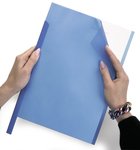 Obwoluta do Grzbietów Zaciskowych PVC A4 50szt. Niebieska /Durable 291906