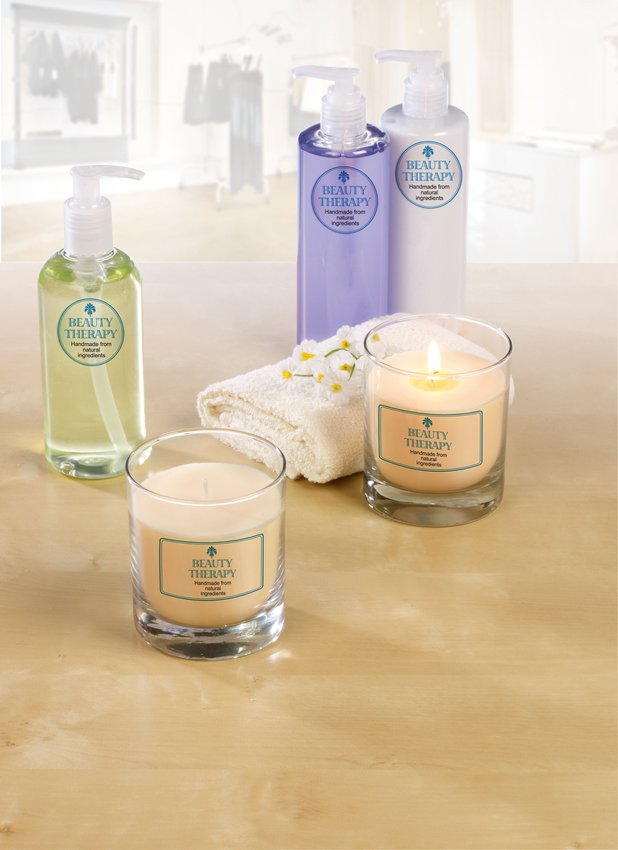 Etykiety Błyszczące Crystal Clear Okrągłe Avery śr. 40mm 24/A4 A'25 Przezroczyste No.L7780-25